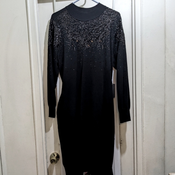 Vince Camuto Plus Size Sequined Sweater Dress - 2X - Picture 6 of 8